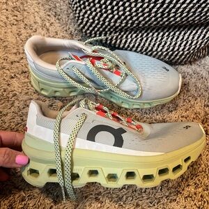 On Cloud Monster Running Shoe